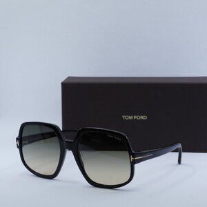 Tom Ford Delphine-02 FT0992 01B Square Sunglasses - Black/Smoke